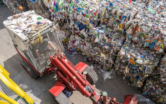 Endüstriyel Atık Yönetimi: Mevzuatlara Uygun ve Eko-Dostu Çözümler